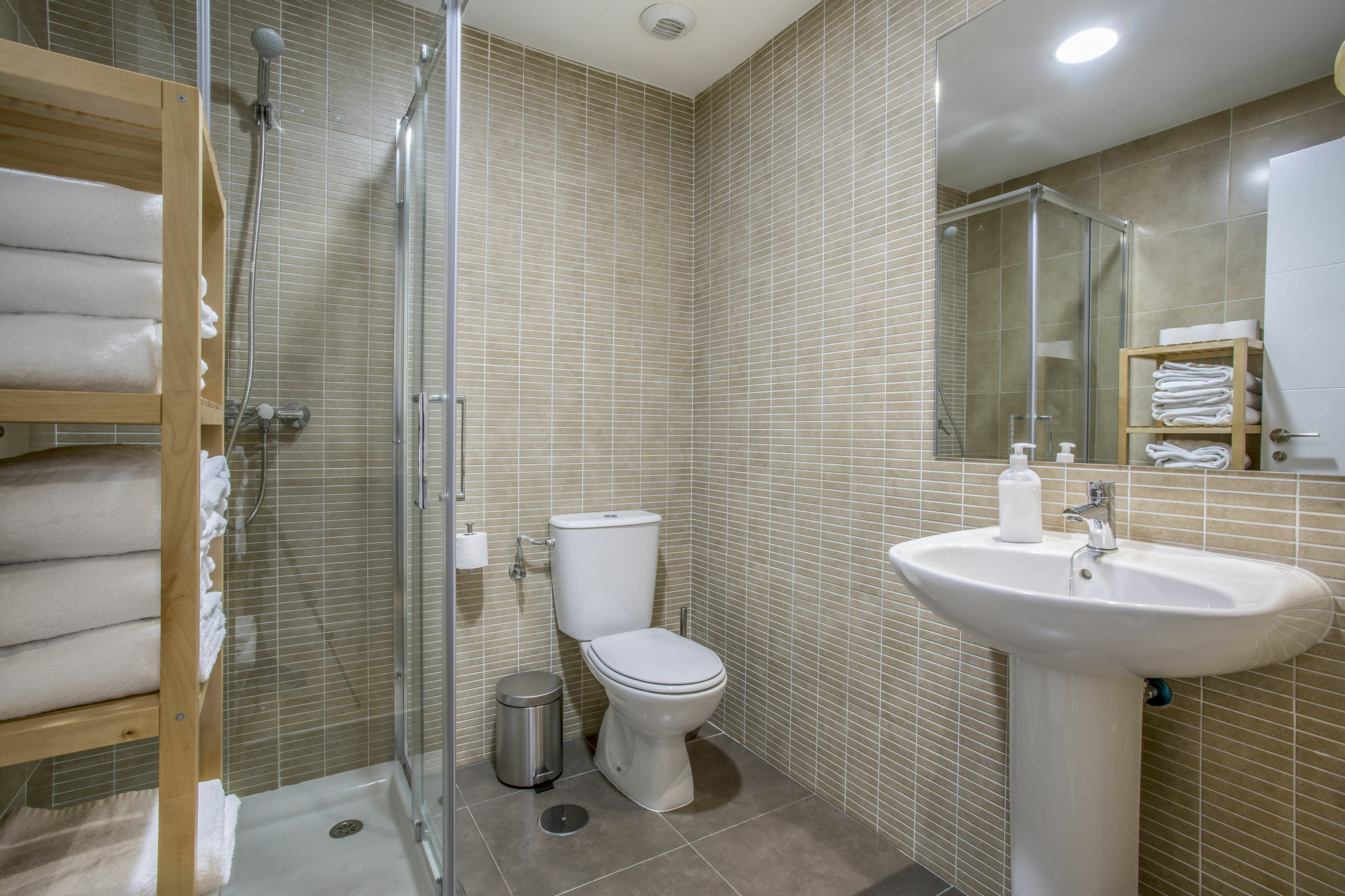 Slow Suites Luchana Madrid Dış mekan fotoğraf