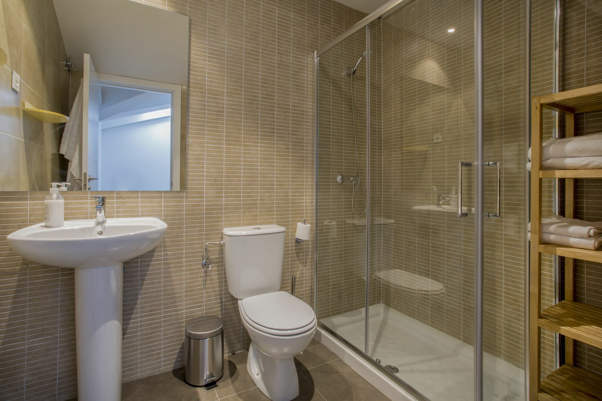 Slow Suites Luchana Madrid Dış mekan fotoğraf