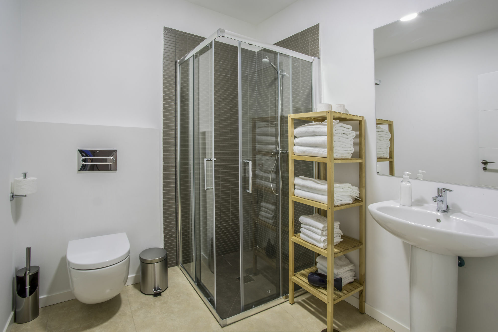 Slow Suites Luchana Madrid Dış mekan fotoğraf